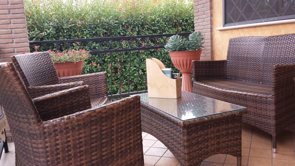 Il Bacio E La Nocciola Bed & Breakfast Labico Exterior photo