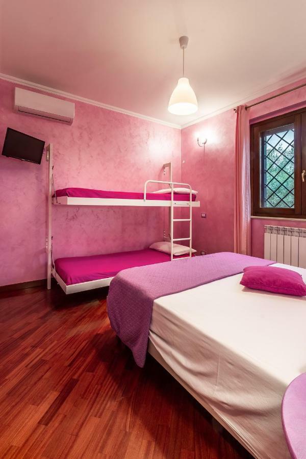 Il Bacio E La Nocciola Bed & Breakfast Labico Exterior photo